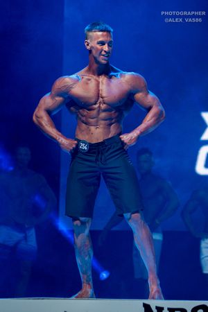MEN'S PHYSIQUE НОВИЧКИ